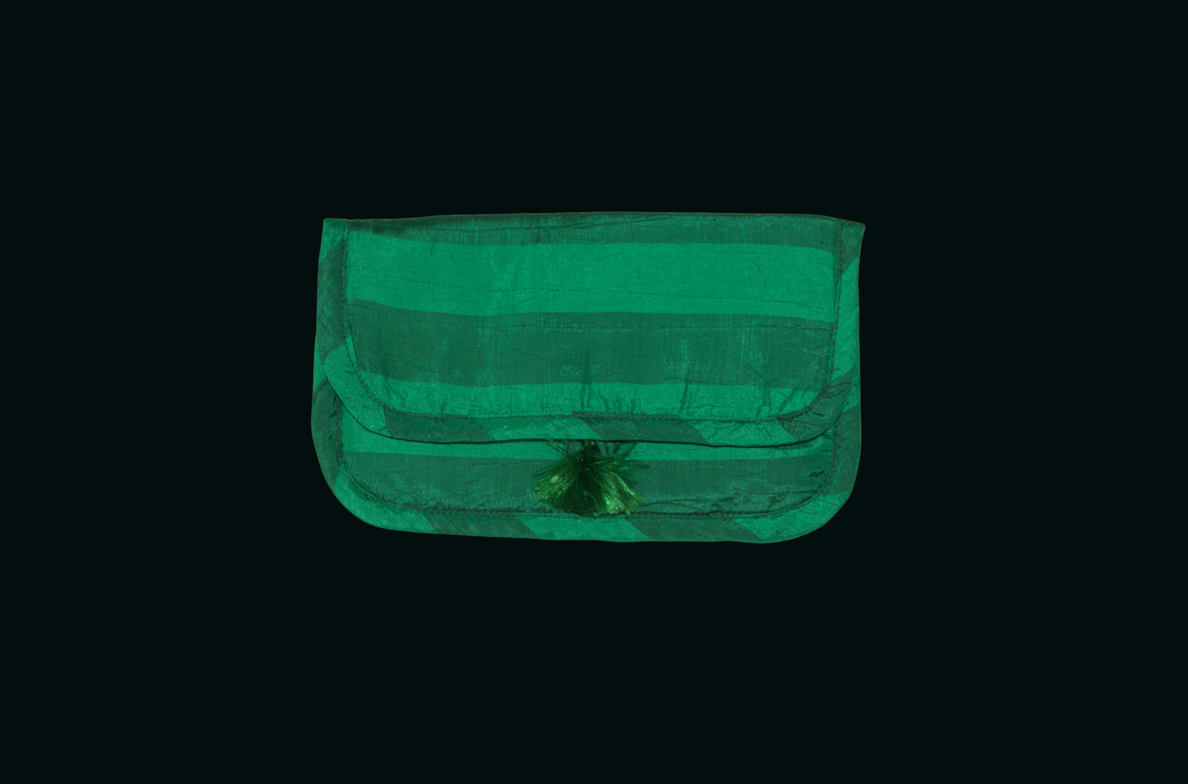 Pochette Satinée Rayée Verte