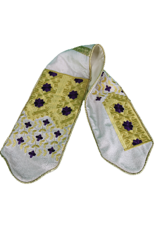 Serviette traditionnelle brodée – Jaune et violet