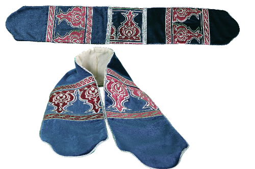 Ensemble artisanal – Serviette et ceinture bleues brodées