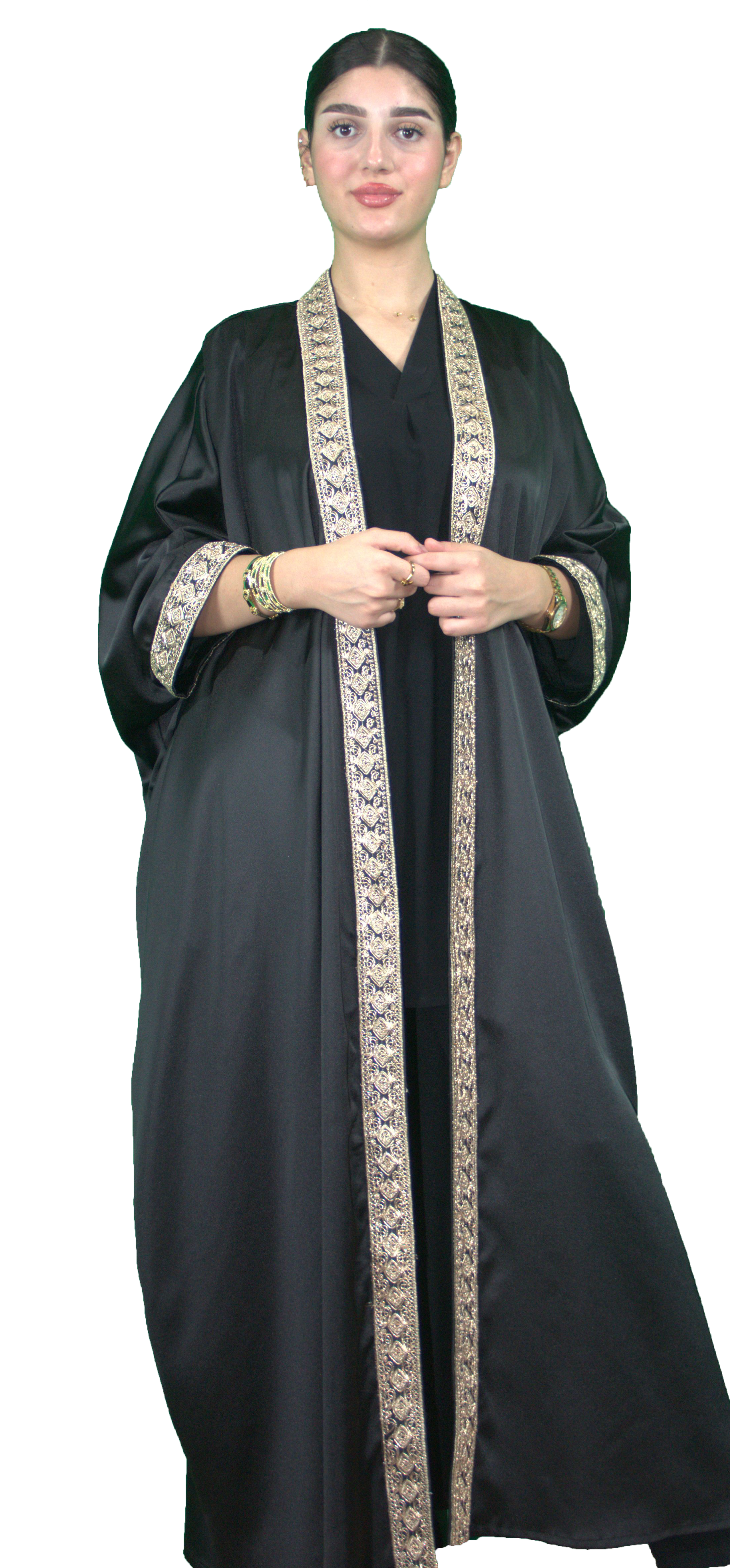 Abaya noire classique à galon doré – Sobriété et prestige