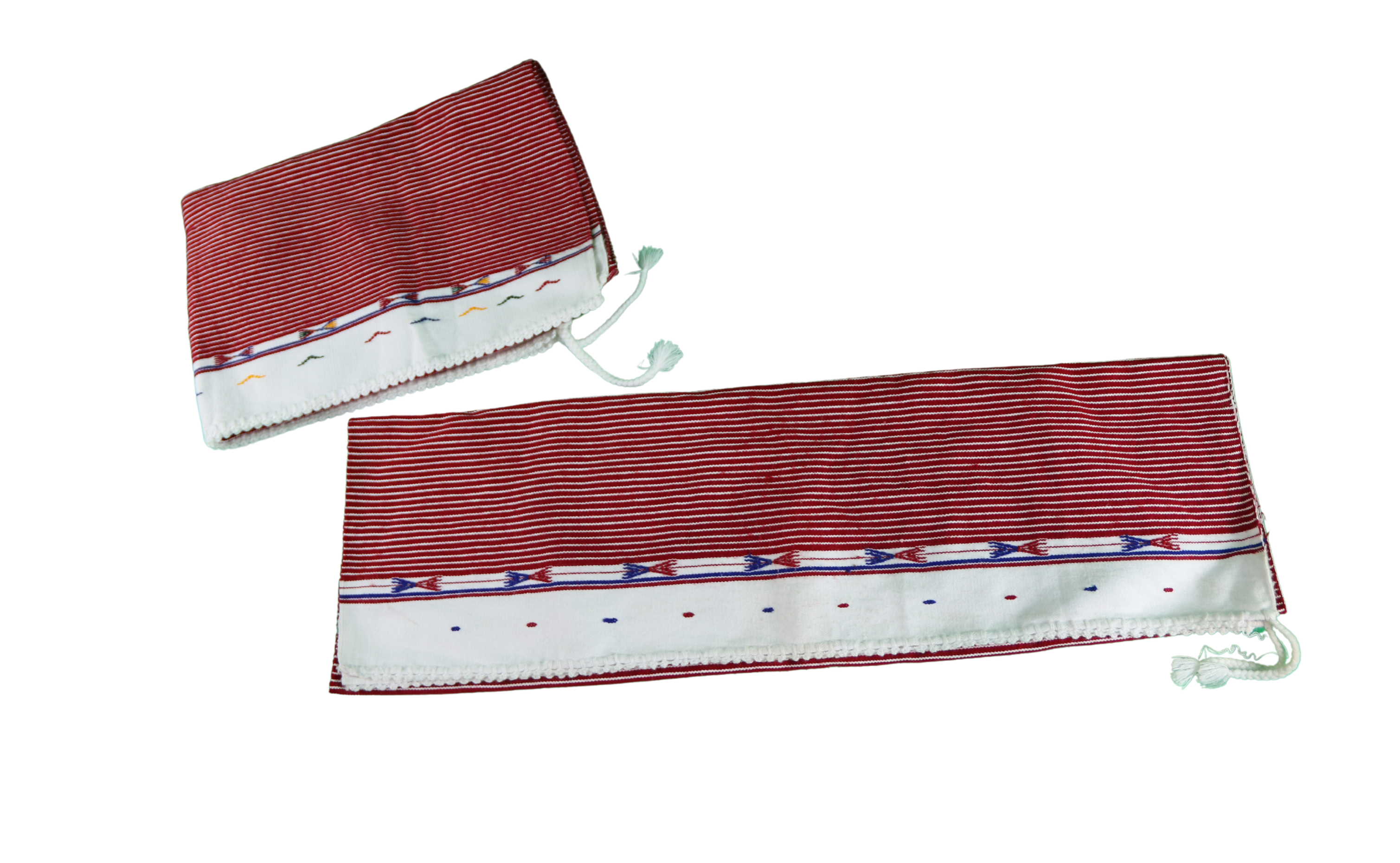 Ensemble Mendil Rouge à Fines Rayures avec Bordures Brodées