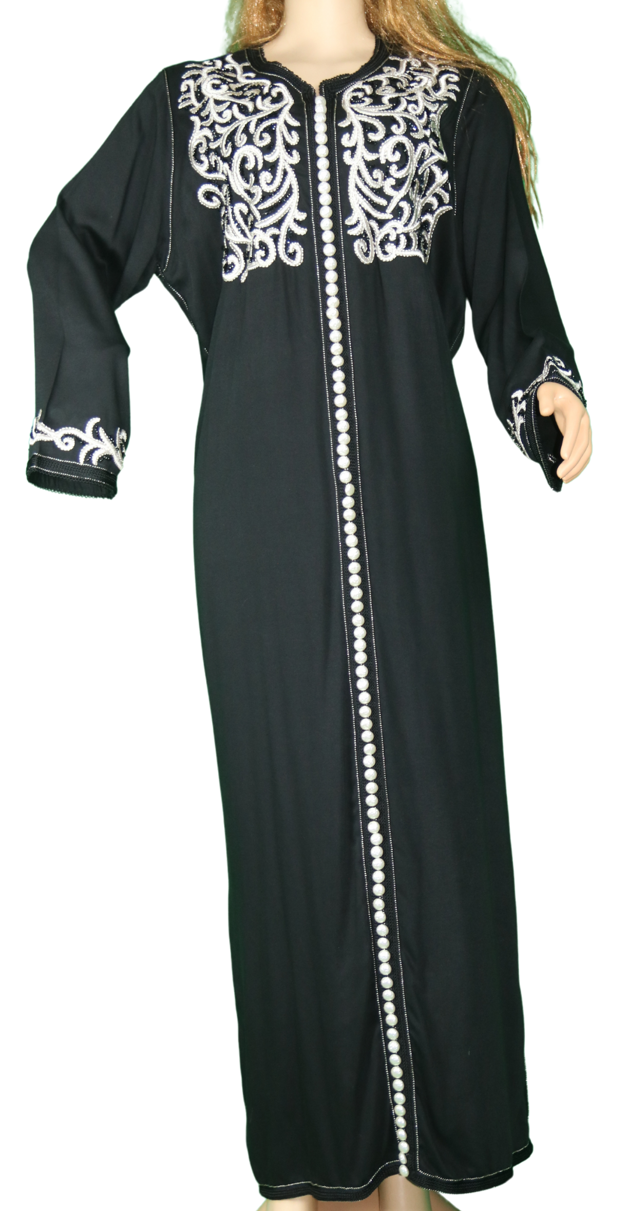 Djellaba noire à perles et broderies blanches