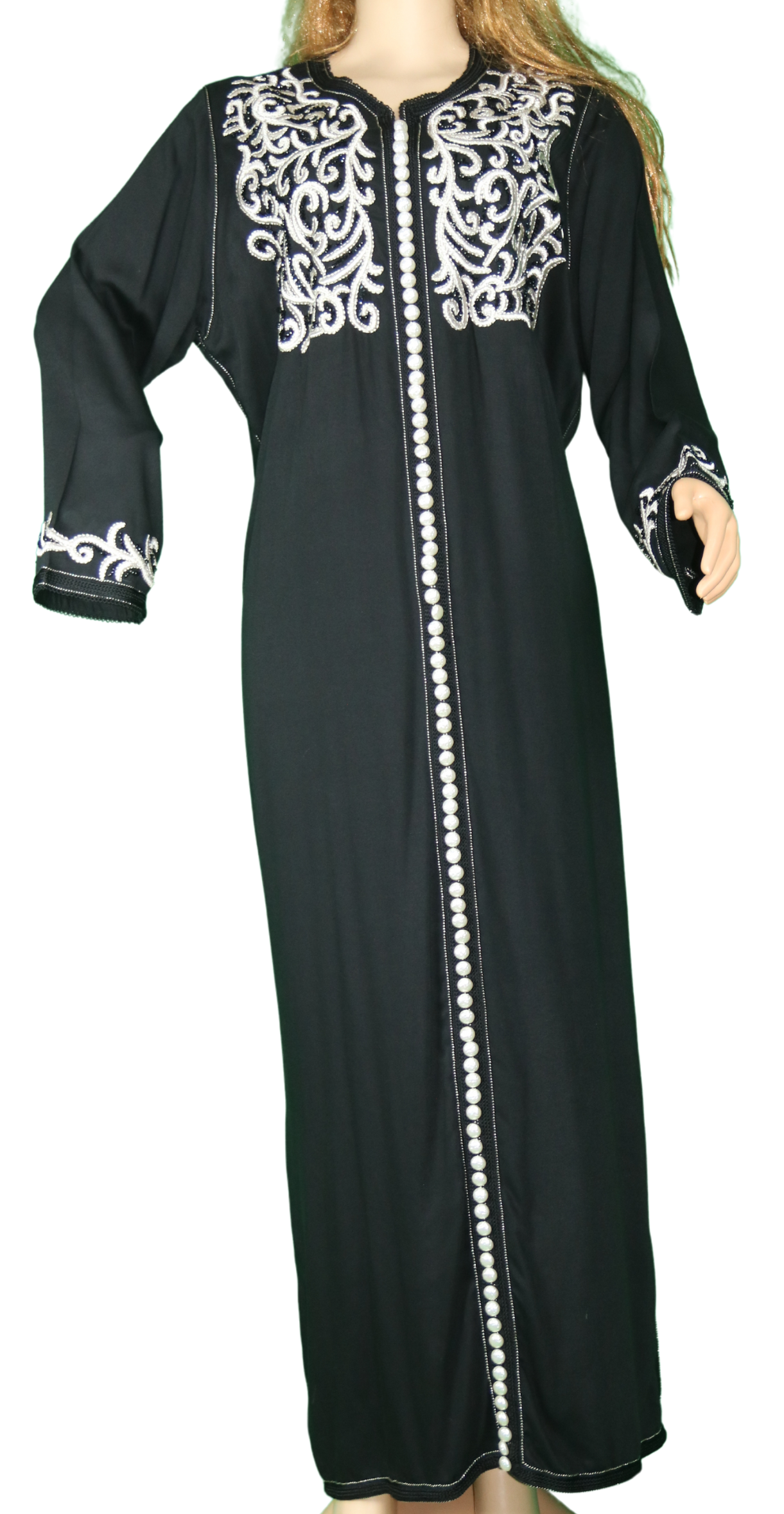 Djellaba noire à perles et broderies blanches