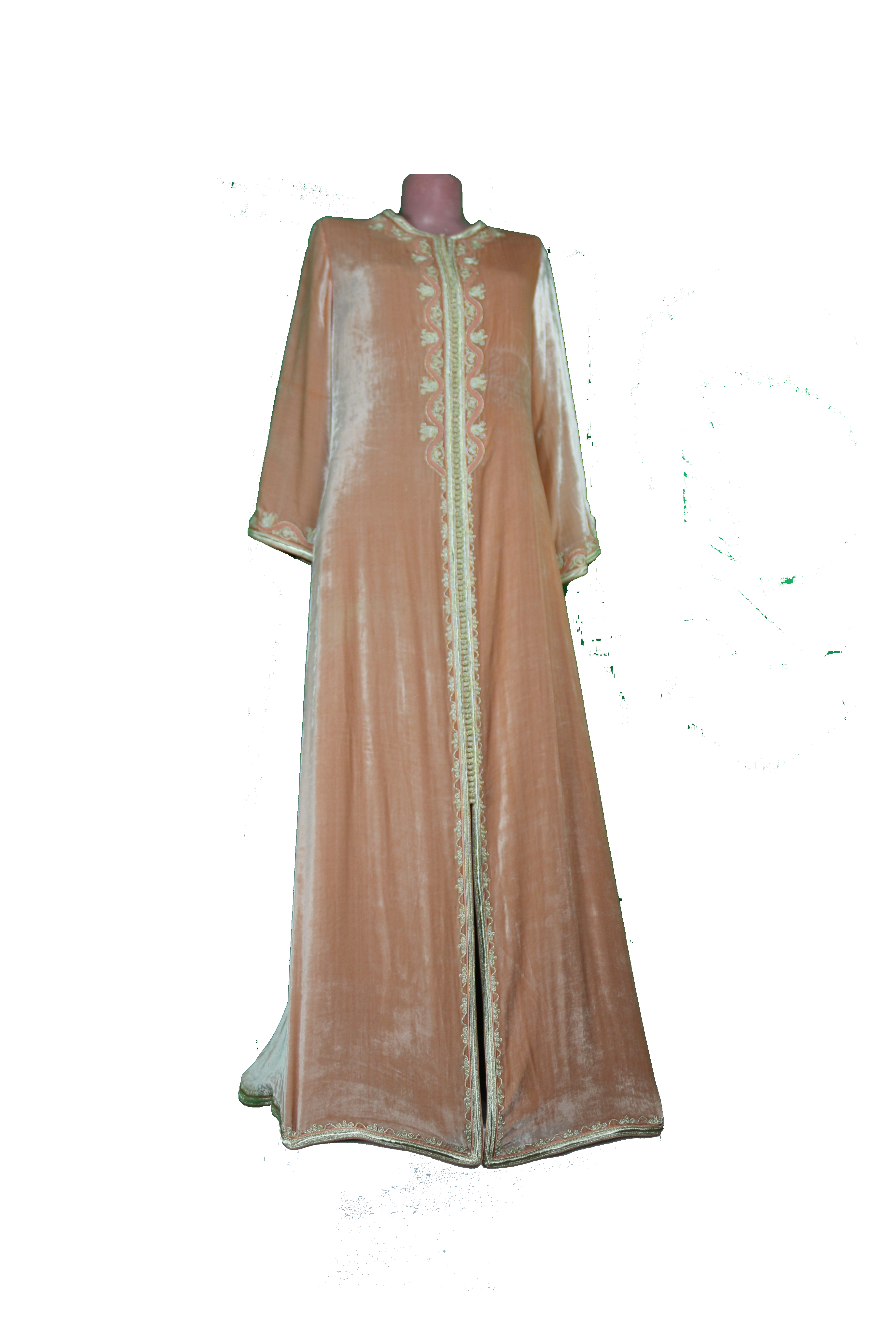 Caftan en velours pêche brodé doré
