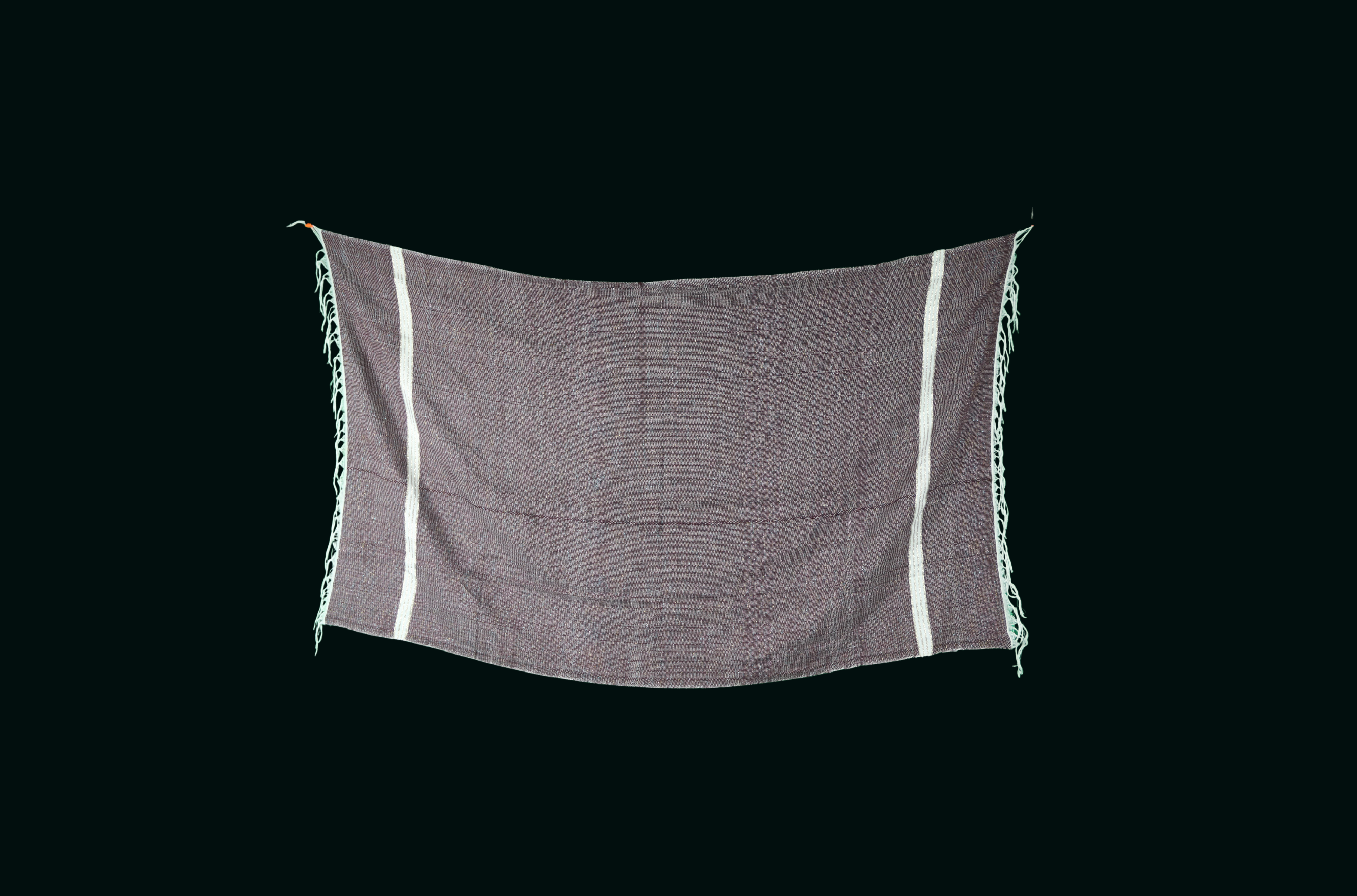 Fouta artisanale à rayures sobres
