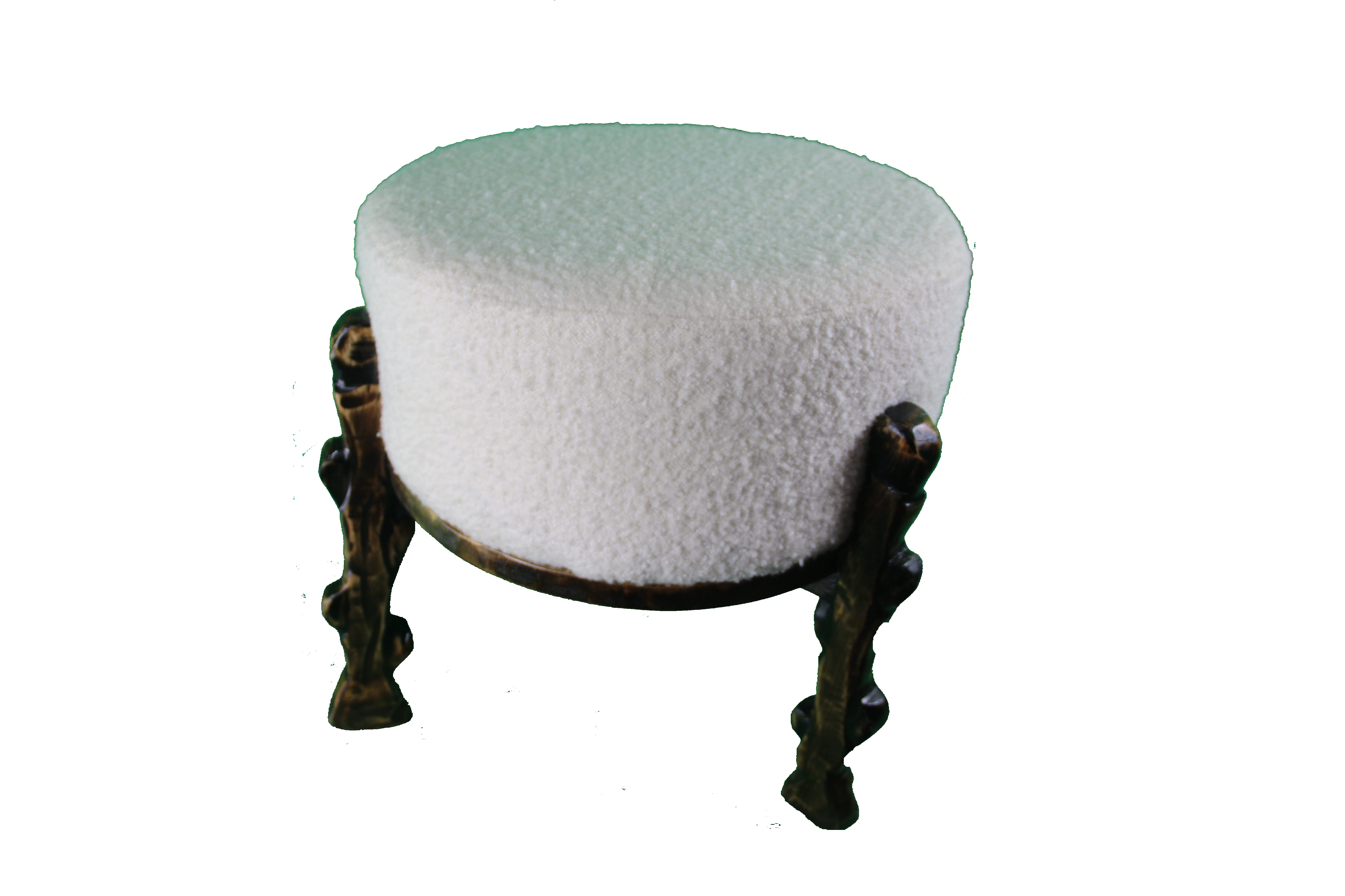 Tabouret arrondi à trois pieds – Finition brute