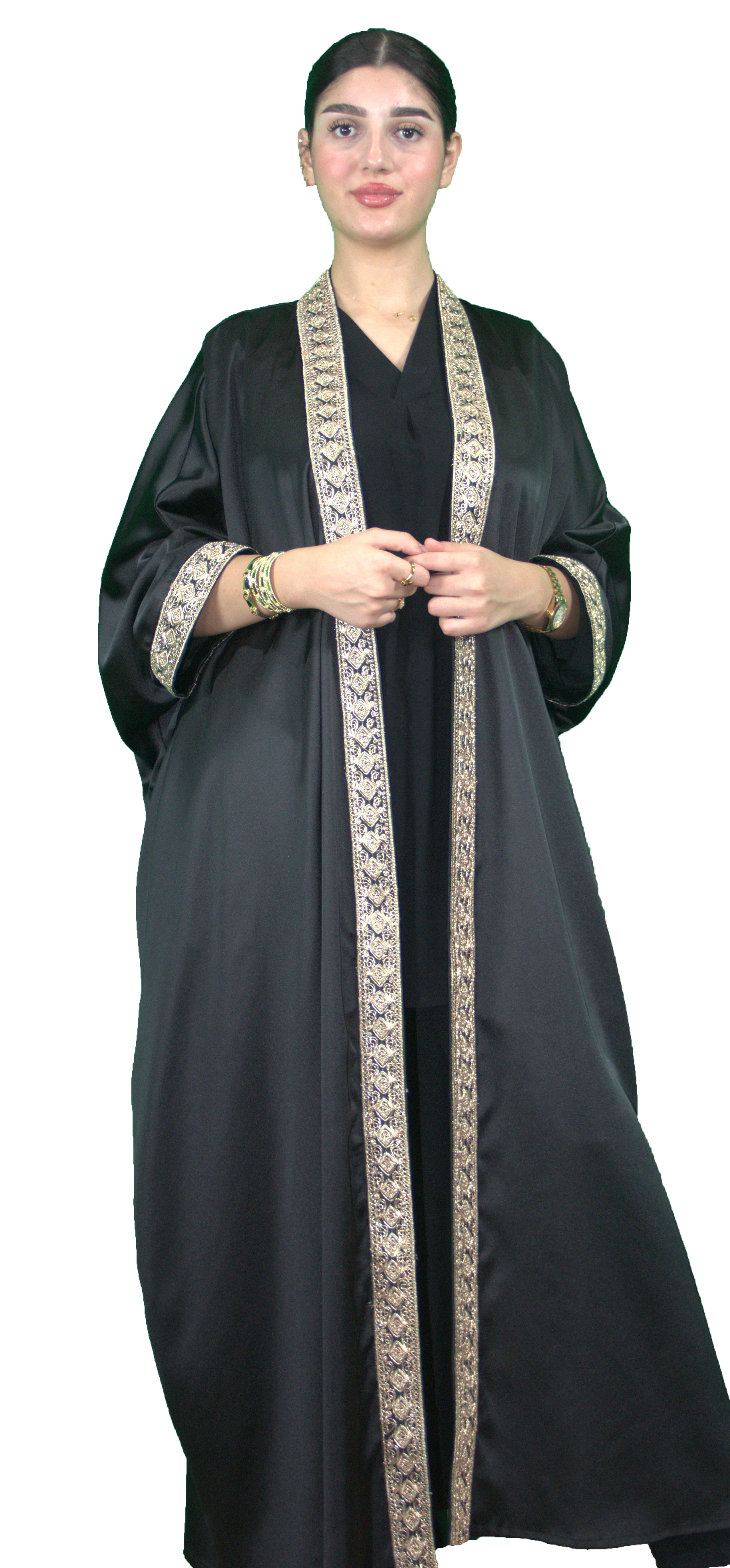 Abaya noire classique à galon doré – Sobriété et prestige