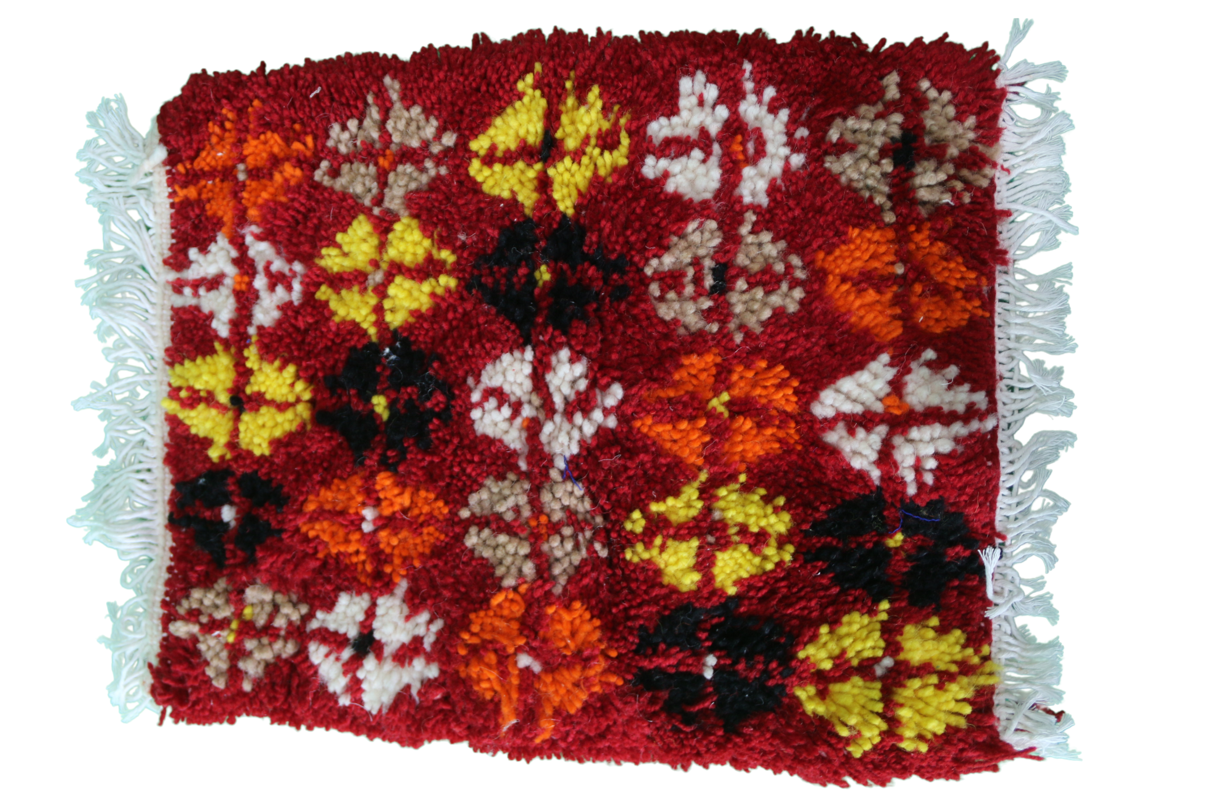 Mini tapis rouge multicolore à motifs berbères fleuris